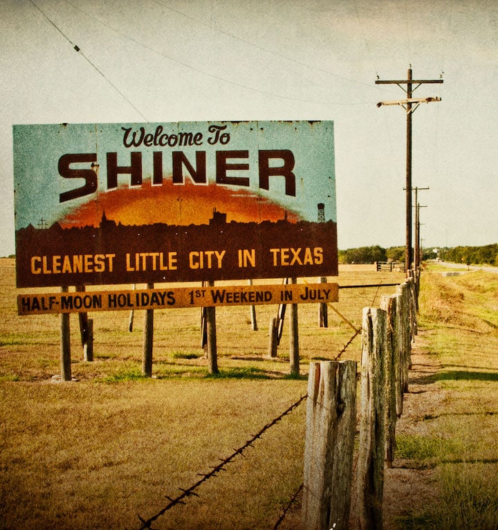 Shiner Town Sign