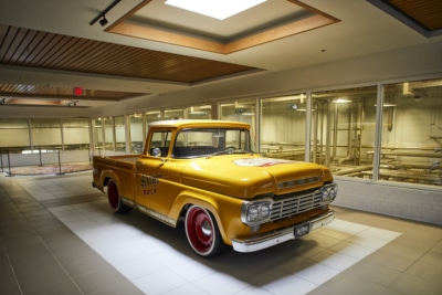 Shiner Truck - Yellow Car